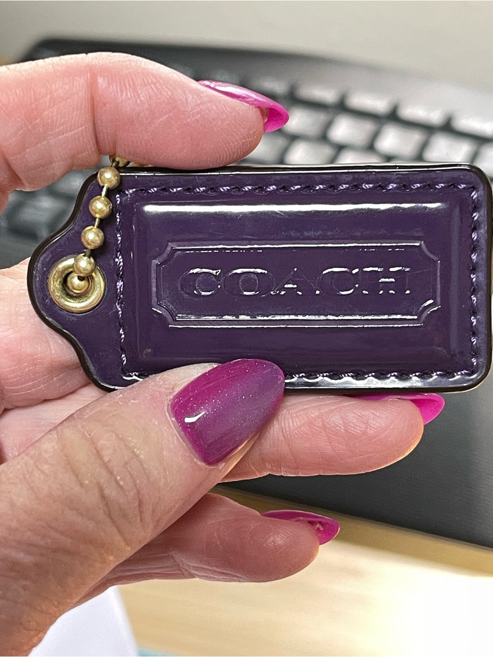 COACH Purple Patent Leather Hang Tag with Gold Chain